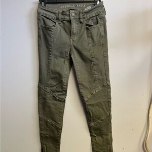 🚨CLEARANCE B1123-46 AMERICAN Eagle Jeans